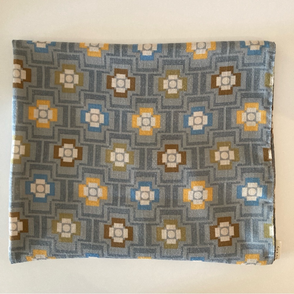 Uniqlo x Orla Kiely scarf